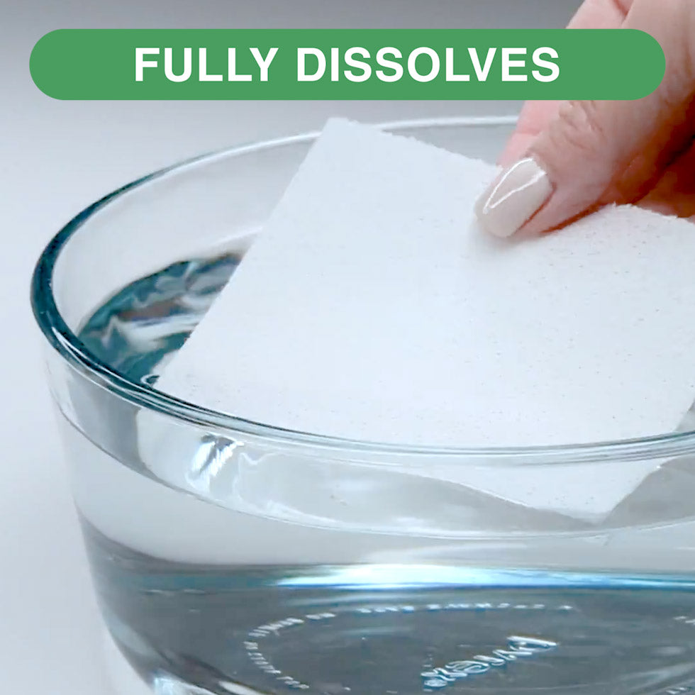 Single Laundry Leaf Detergent Sheet fully dissolving in water